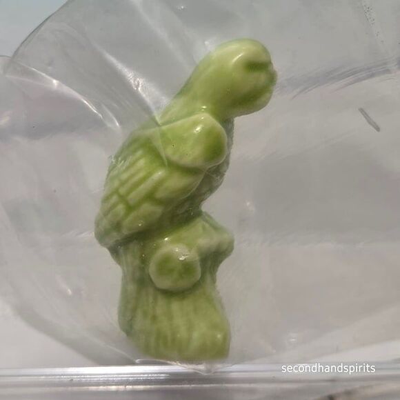 Wade of England Red Rose Tea Mini Figurines - Pet Shop Budgie - Picture 1 of 1